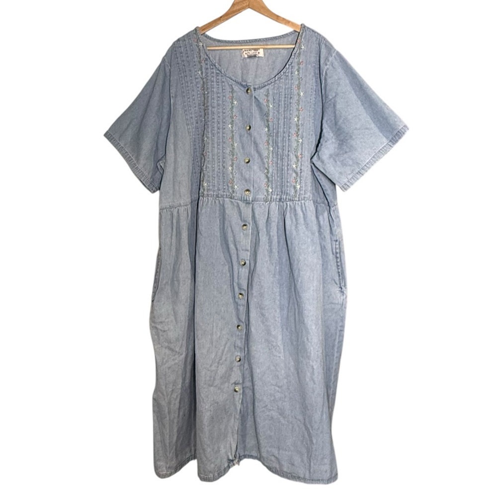 Main Street Blue VTG Denim Embroidered Button Front Floral A Line Midi Dress 28W - Picture 1 of 11